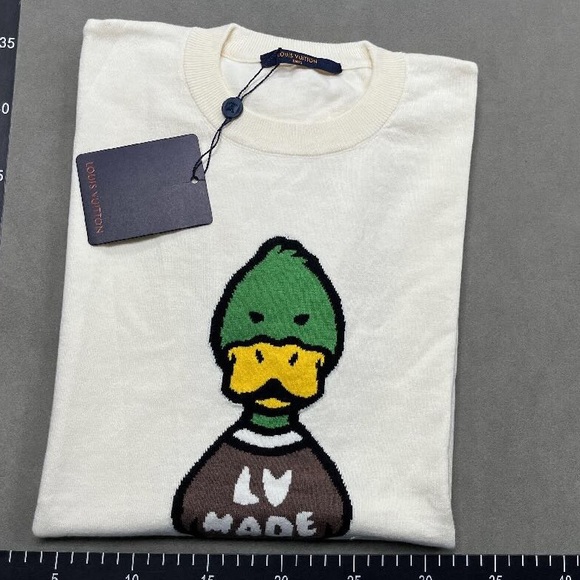 Tshirts/ Hoodies/Crewnecks sweaters/ Jackets & etc. - Picture 12 of 12